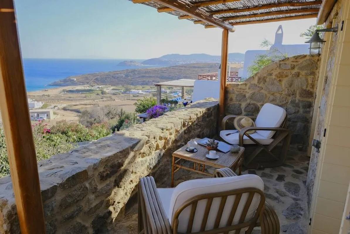 Villa Megalo — bedroom terrace sea view